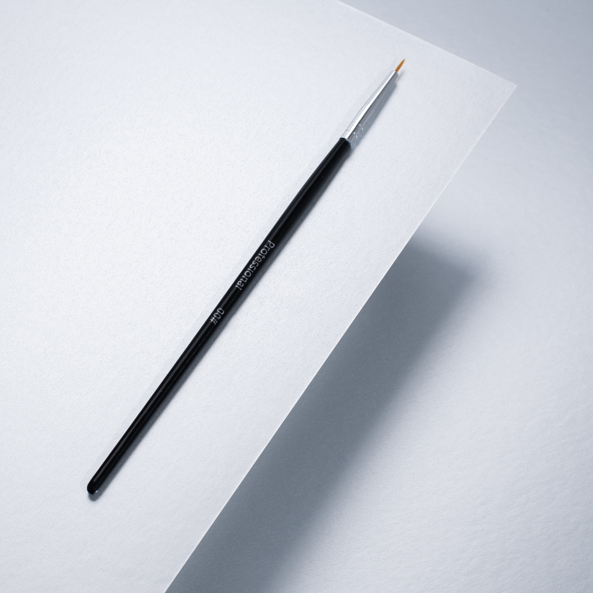 Pędzelek do zdobień 00 (7mm) Professional Pędzelek do zdobień 00 (7mm) Professional